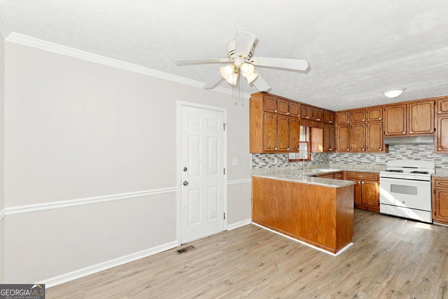 2761 Mcdonough Road Property Photo 8