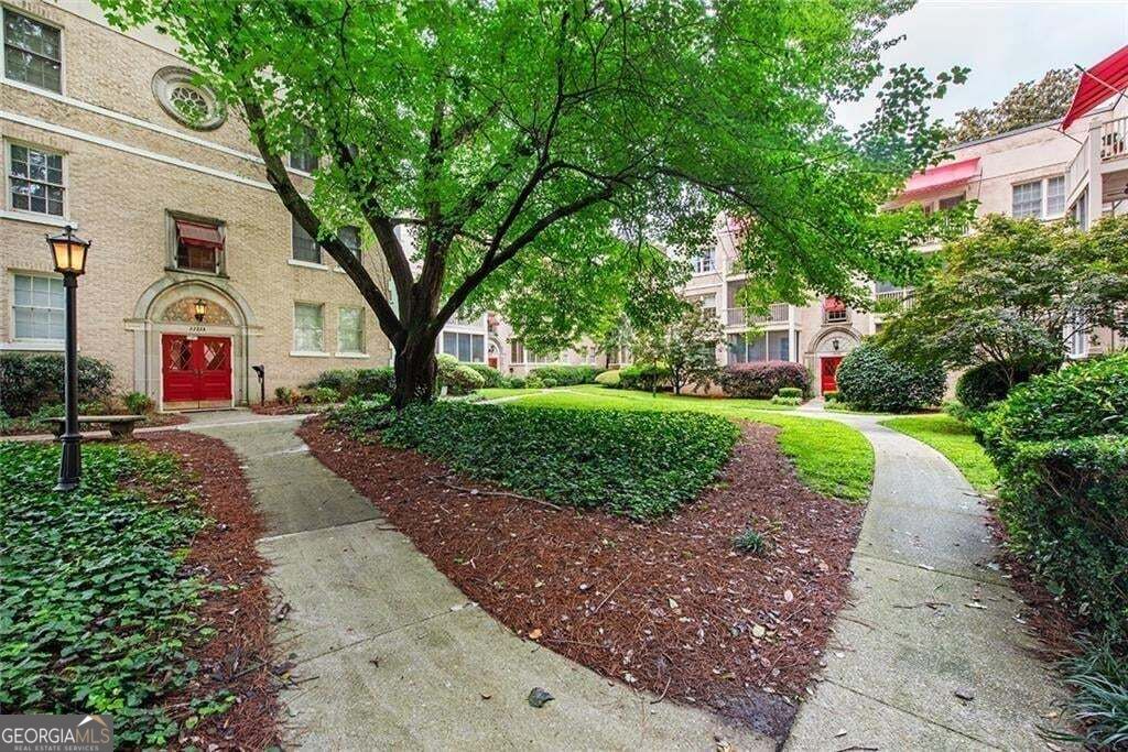 2222 Peachtree Road Nw # A3 Property Photo 1