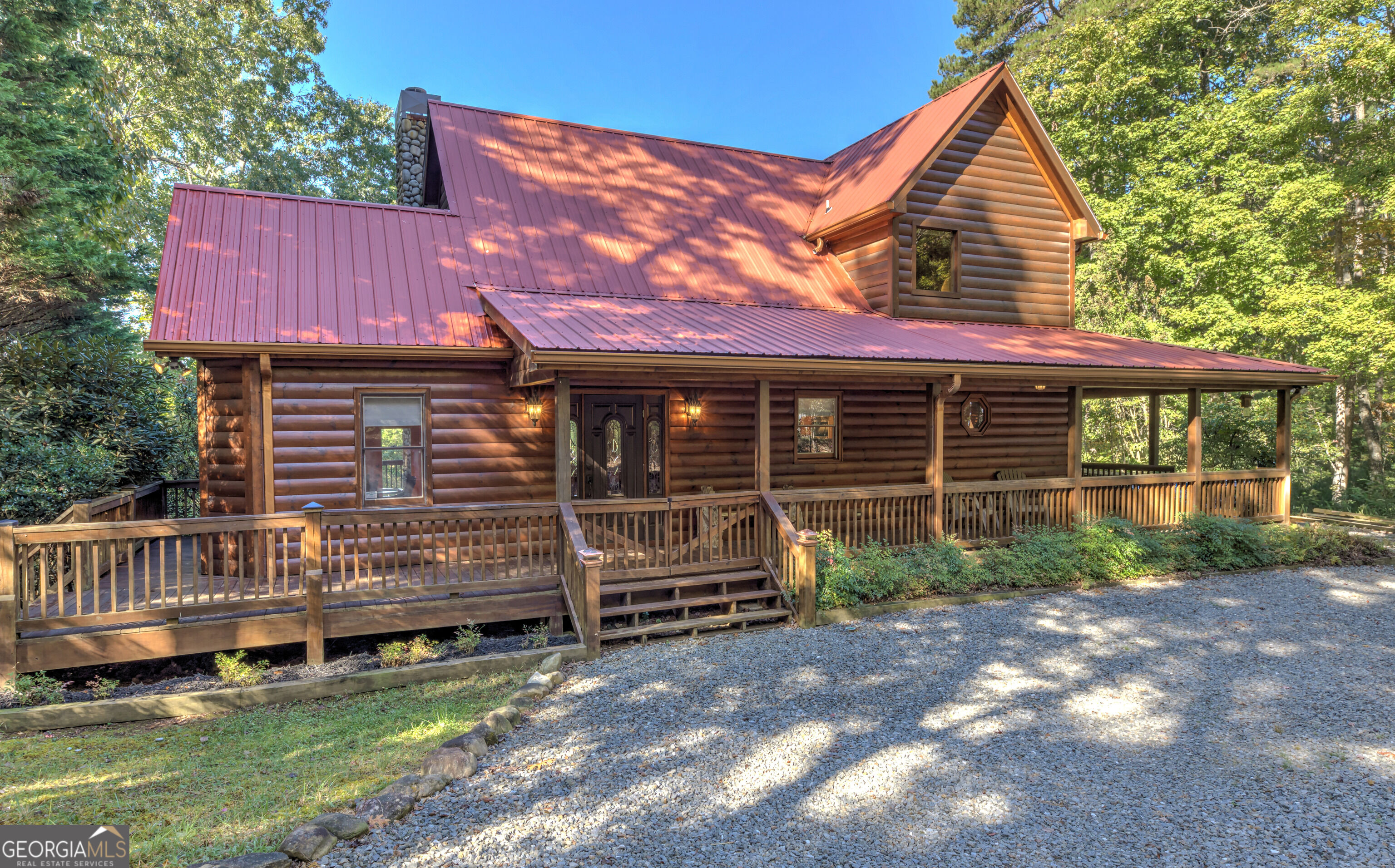 1605 Sunrock Mountain Road Property Photo 2