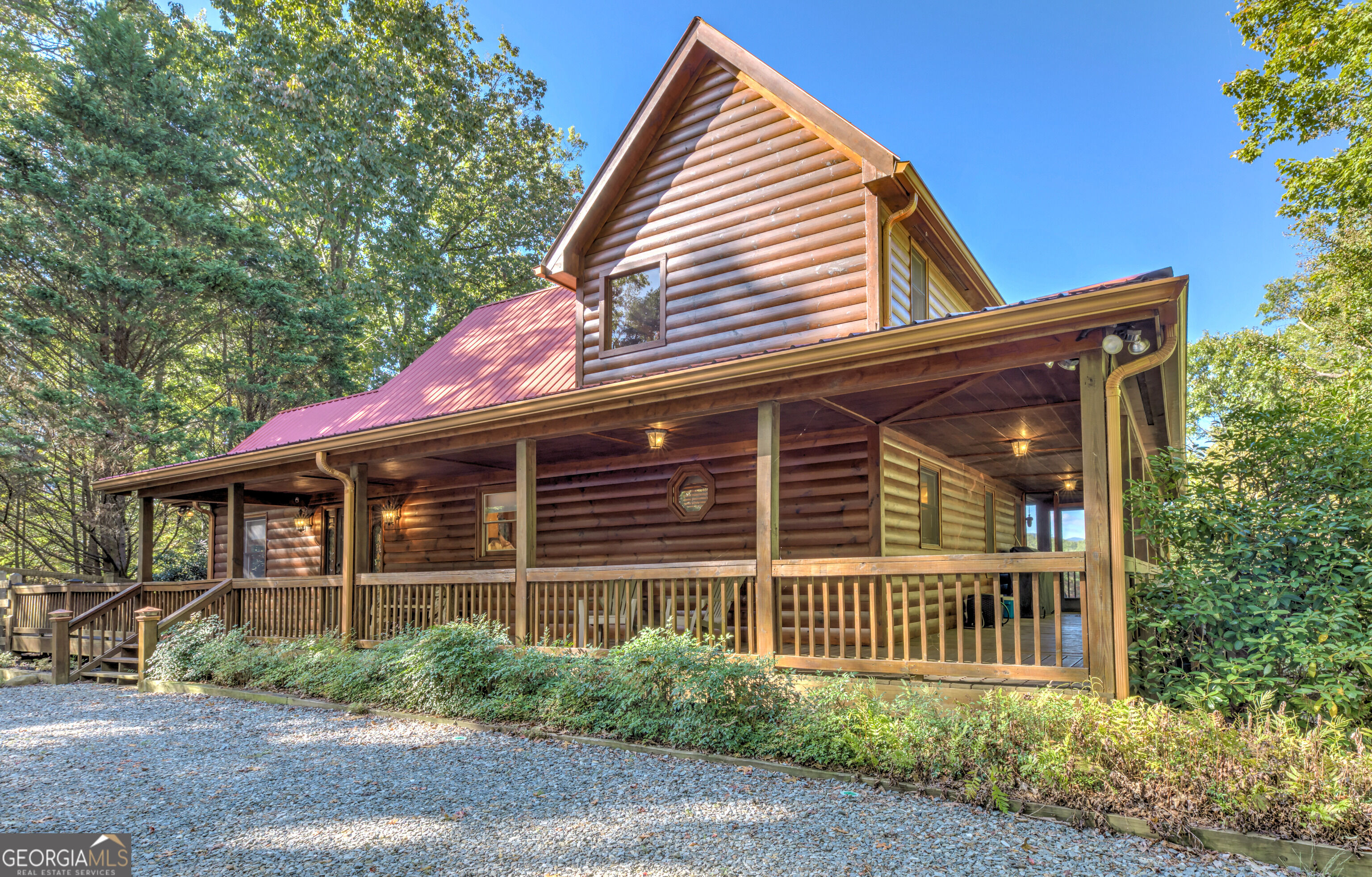 1605 Sunrock Mountain Road Property Photo 3