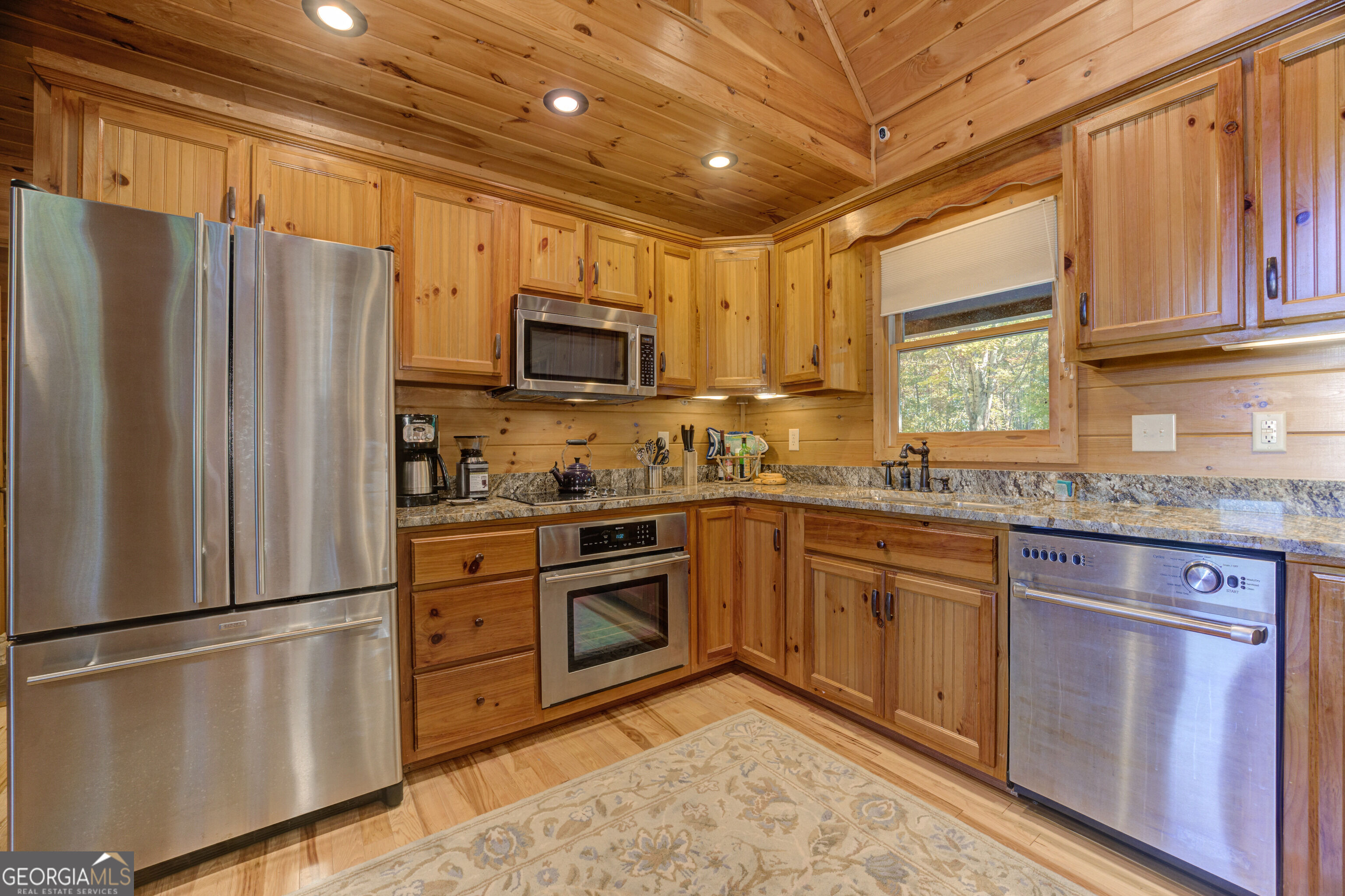 1605 Sunrock Mountain Road Property Photo 20