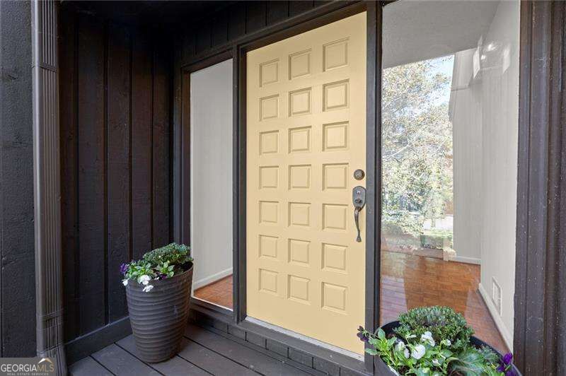 3230 Melrose Drive Property Photo 2