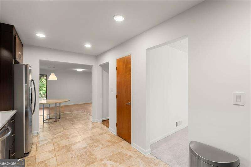 3230 Melrose Drive Property Photo 23