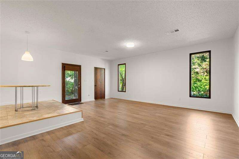 3230 Melrose Drive Property Photo 28