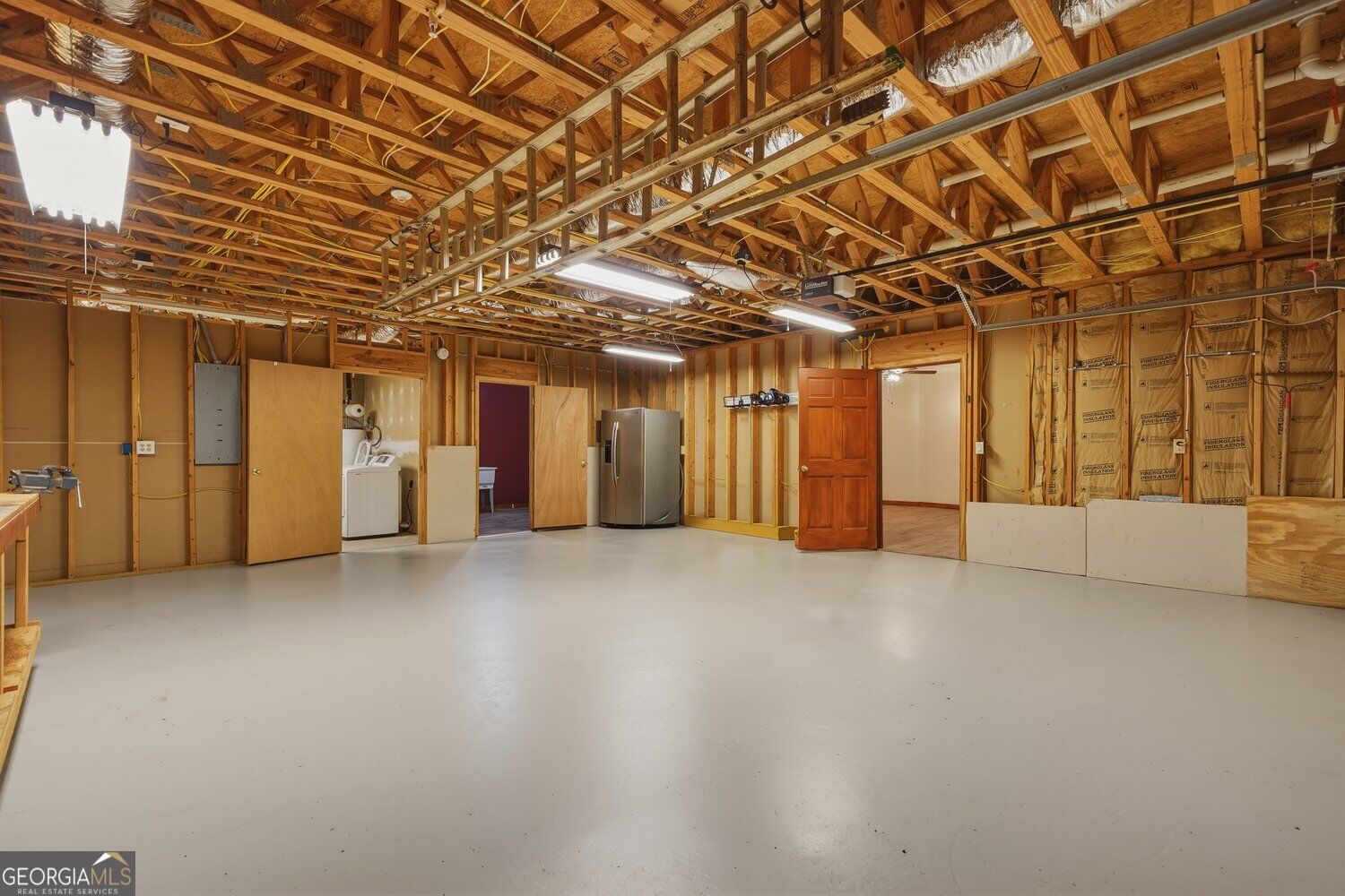 95 Miramar Drive Property Photo 3