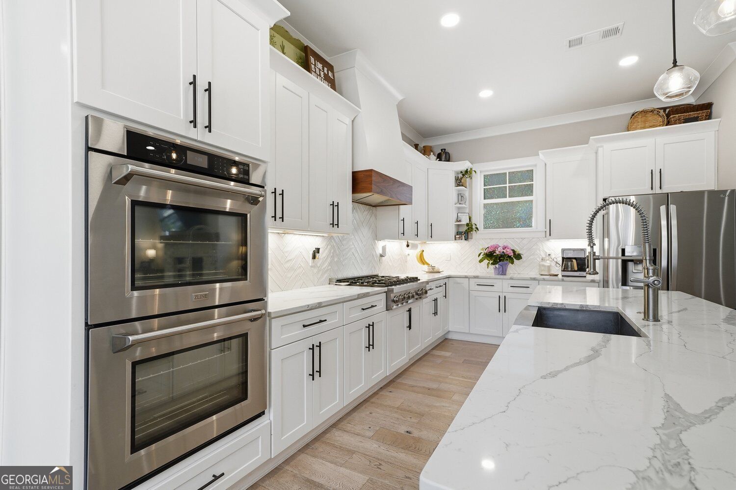 190 Chestnut Street Property Photo 10