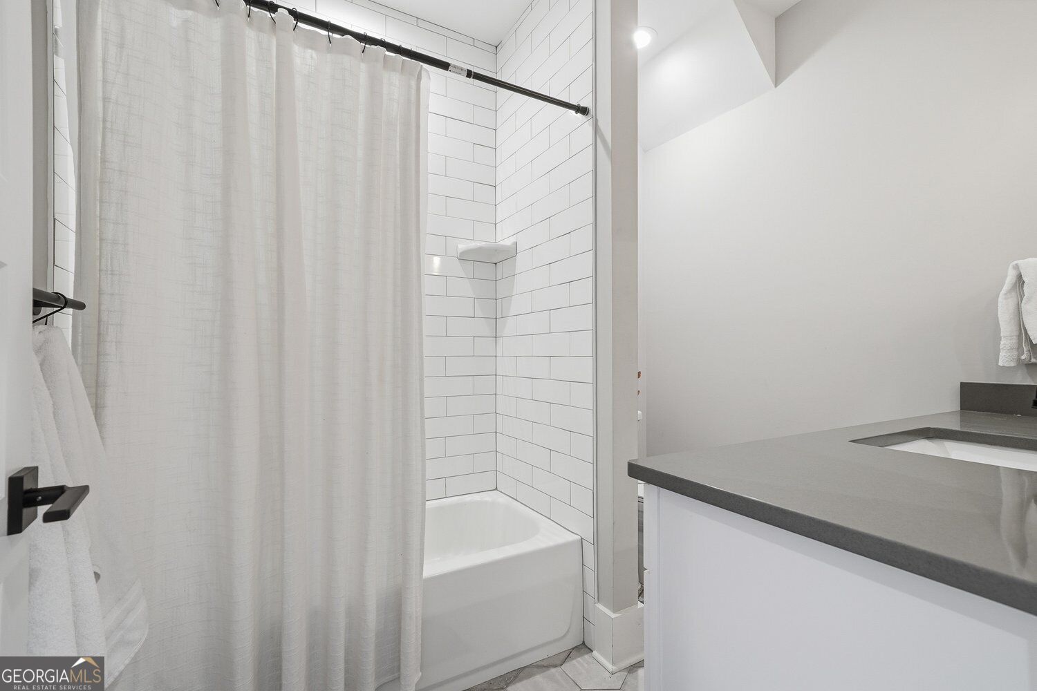 190 Chestnut Street Property Photo 35