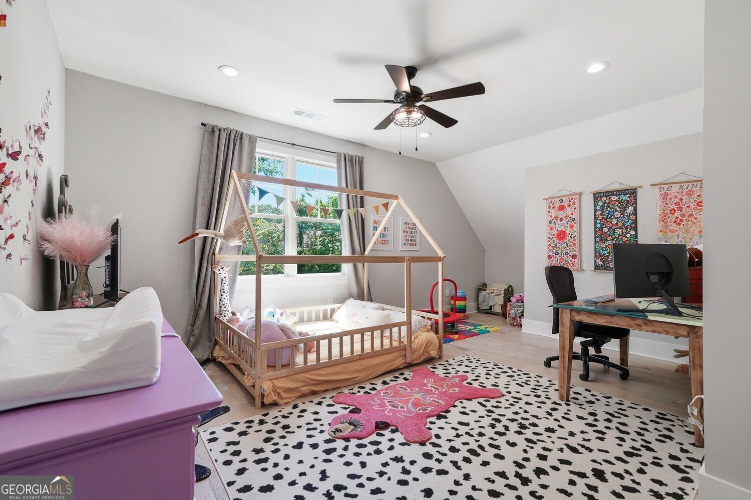 190 Chestnut Street Property Photo 36