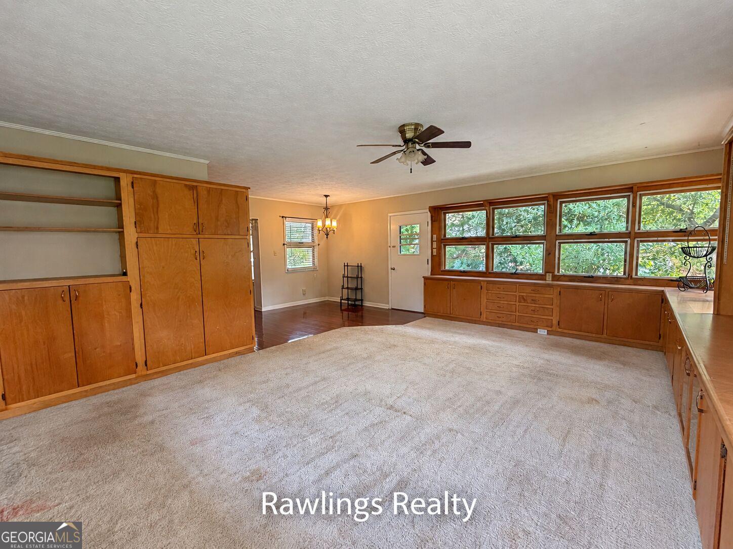 1119 Maple Drive Property Photo 6