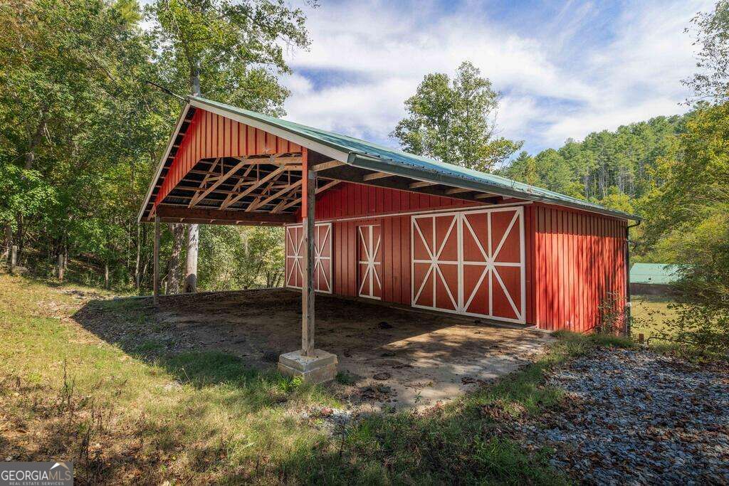 619 Young Stone Drive Property Photo 8