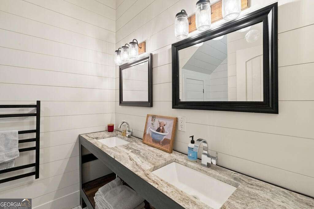 619 Young Stone Drive Property Photo 28