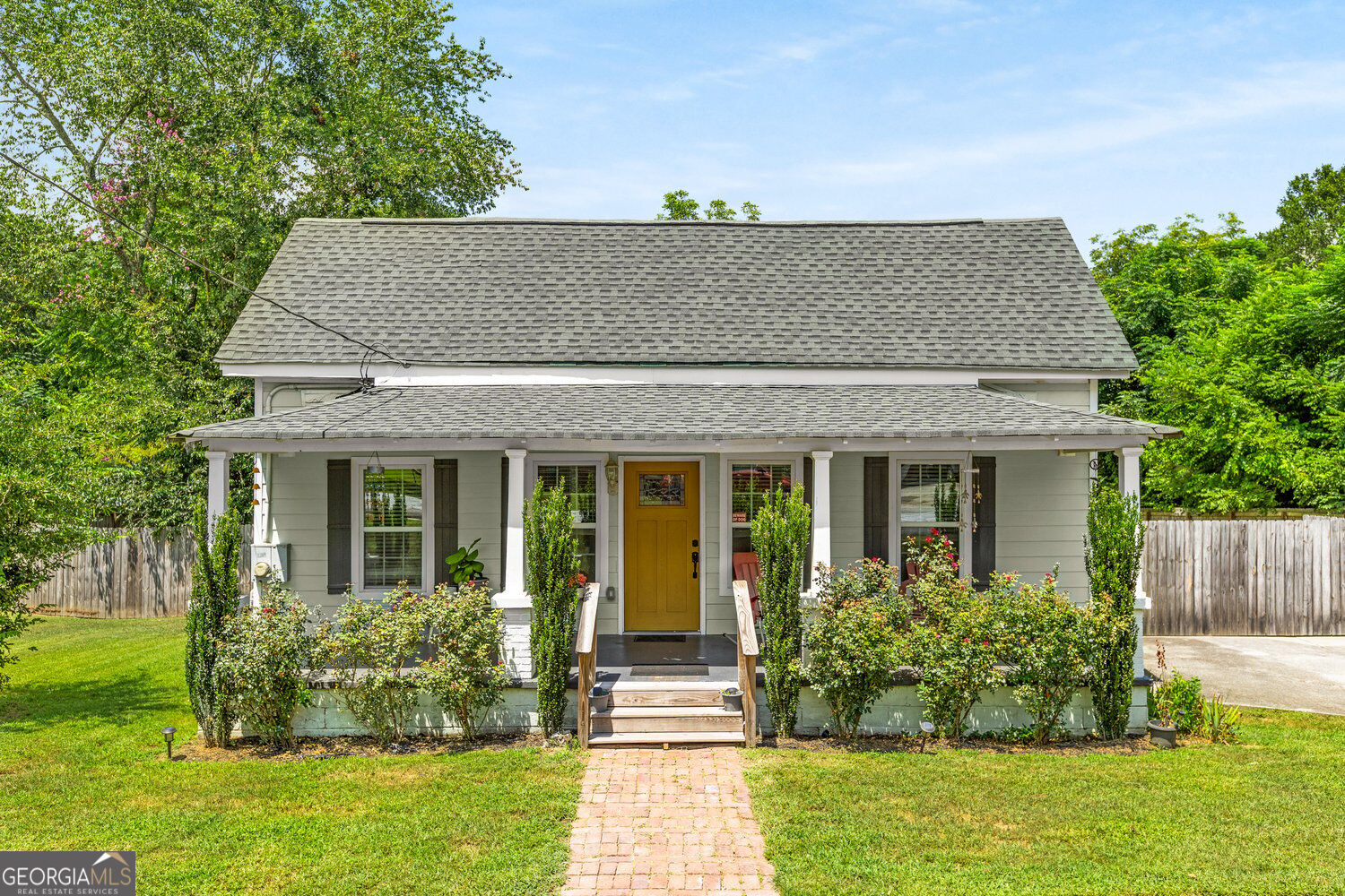 1782 Green Street Ne Property Photo 1