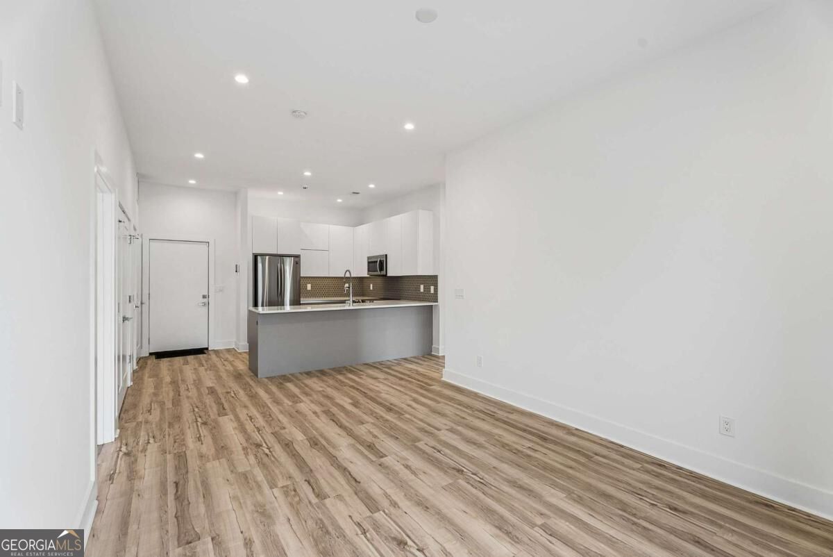1155 Custer Avenue Se # 202 Property Photo 7