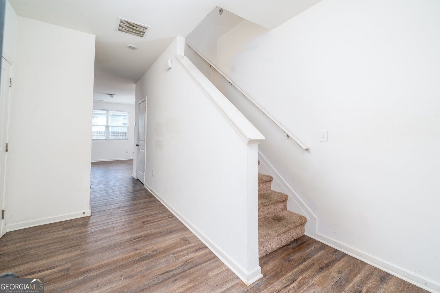 235 Grand Central Way # 1 Property Photo 3