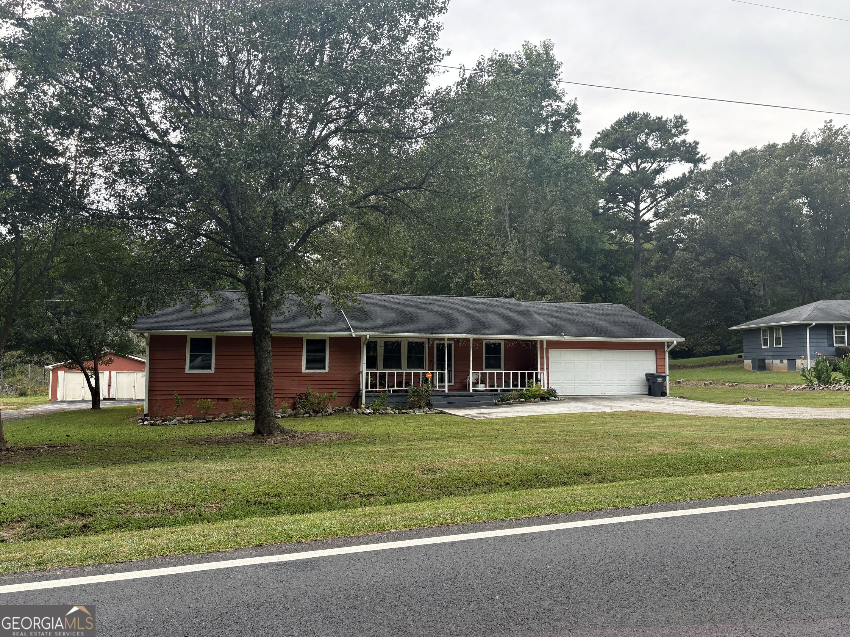 2063 Ebenezer Road Sw Property Photo 1