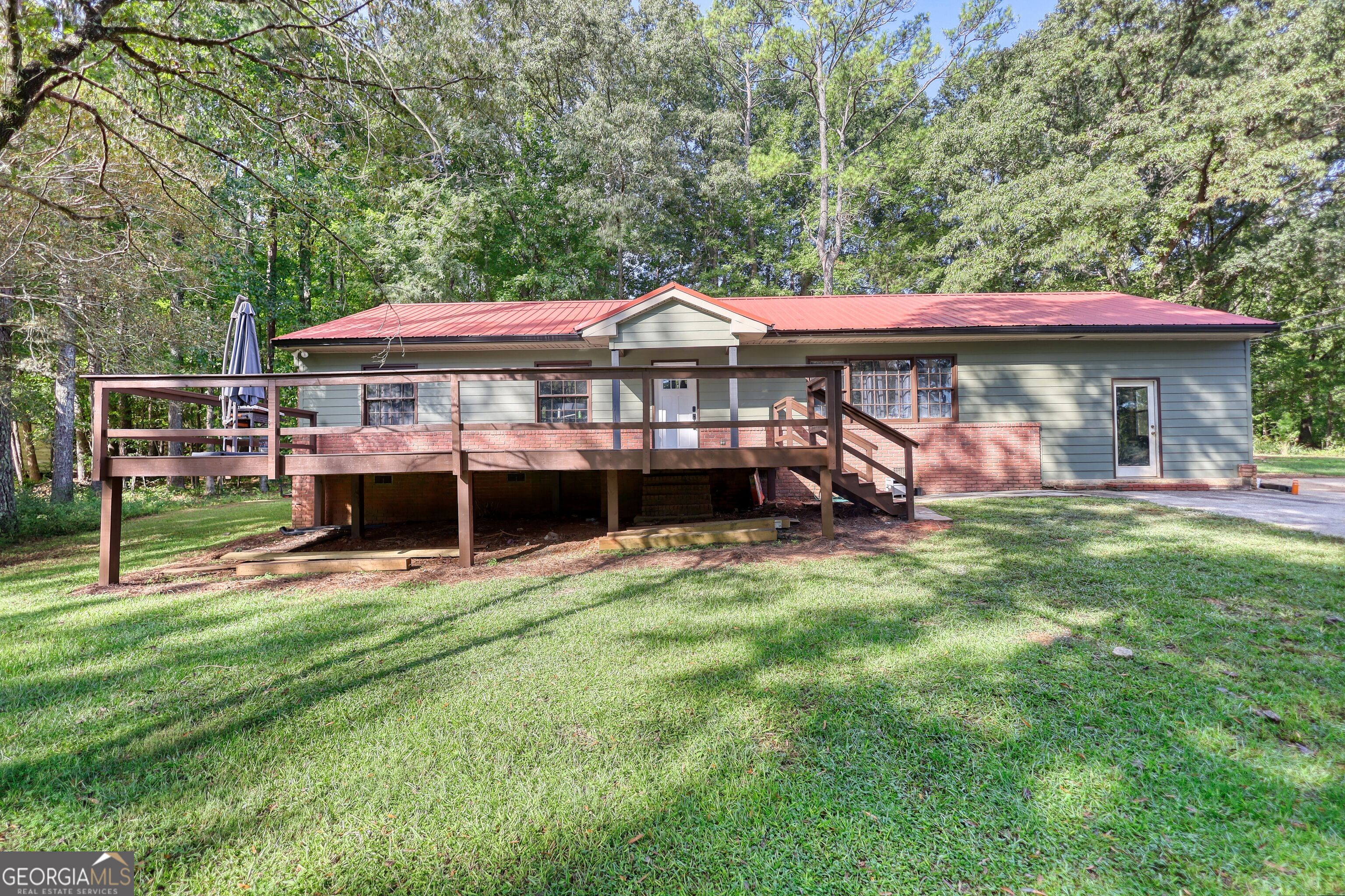 428 Cornish Mountain Road Property Photo 1