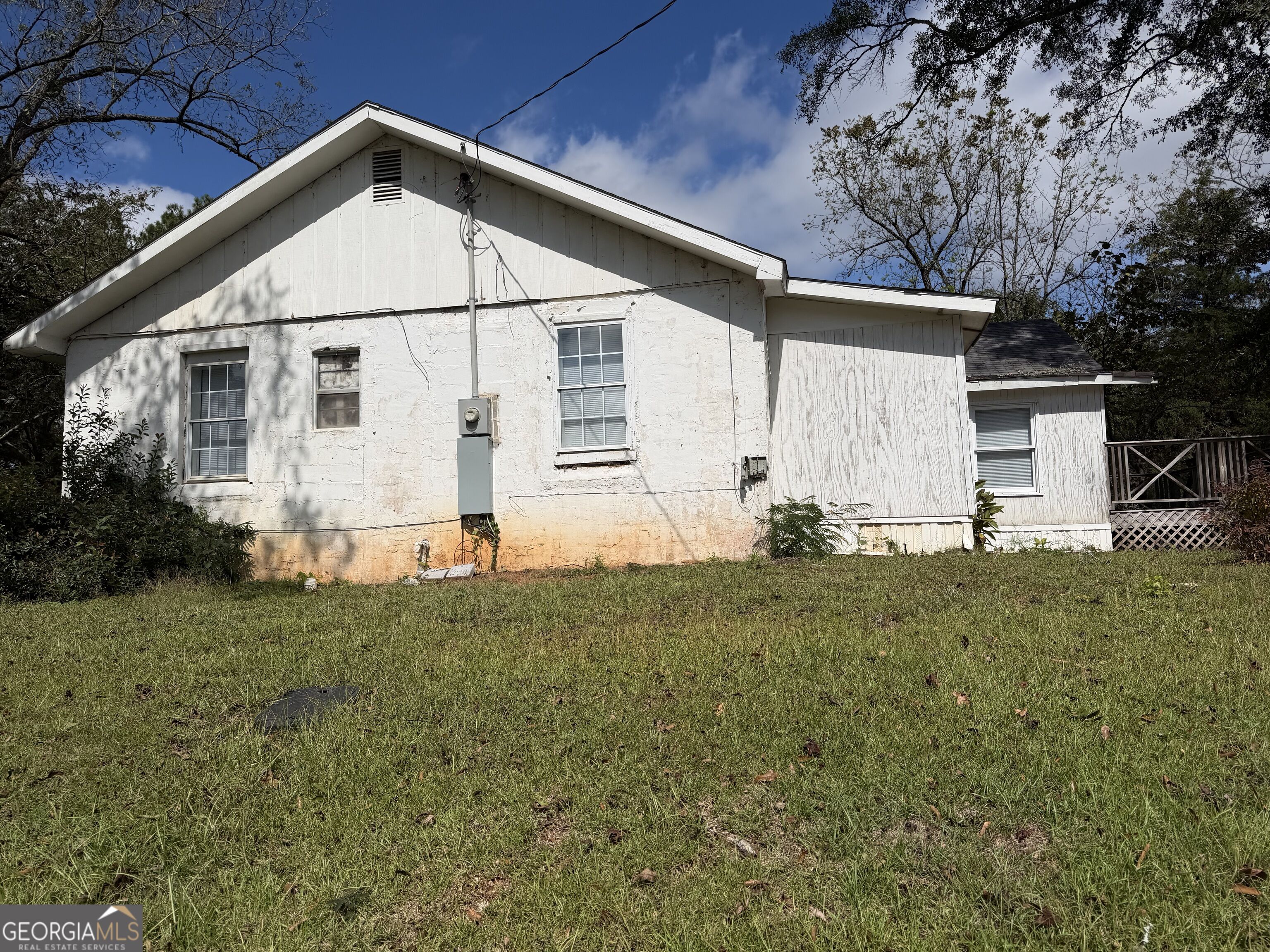 1418 Hopewell Property Photo 3