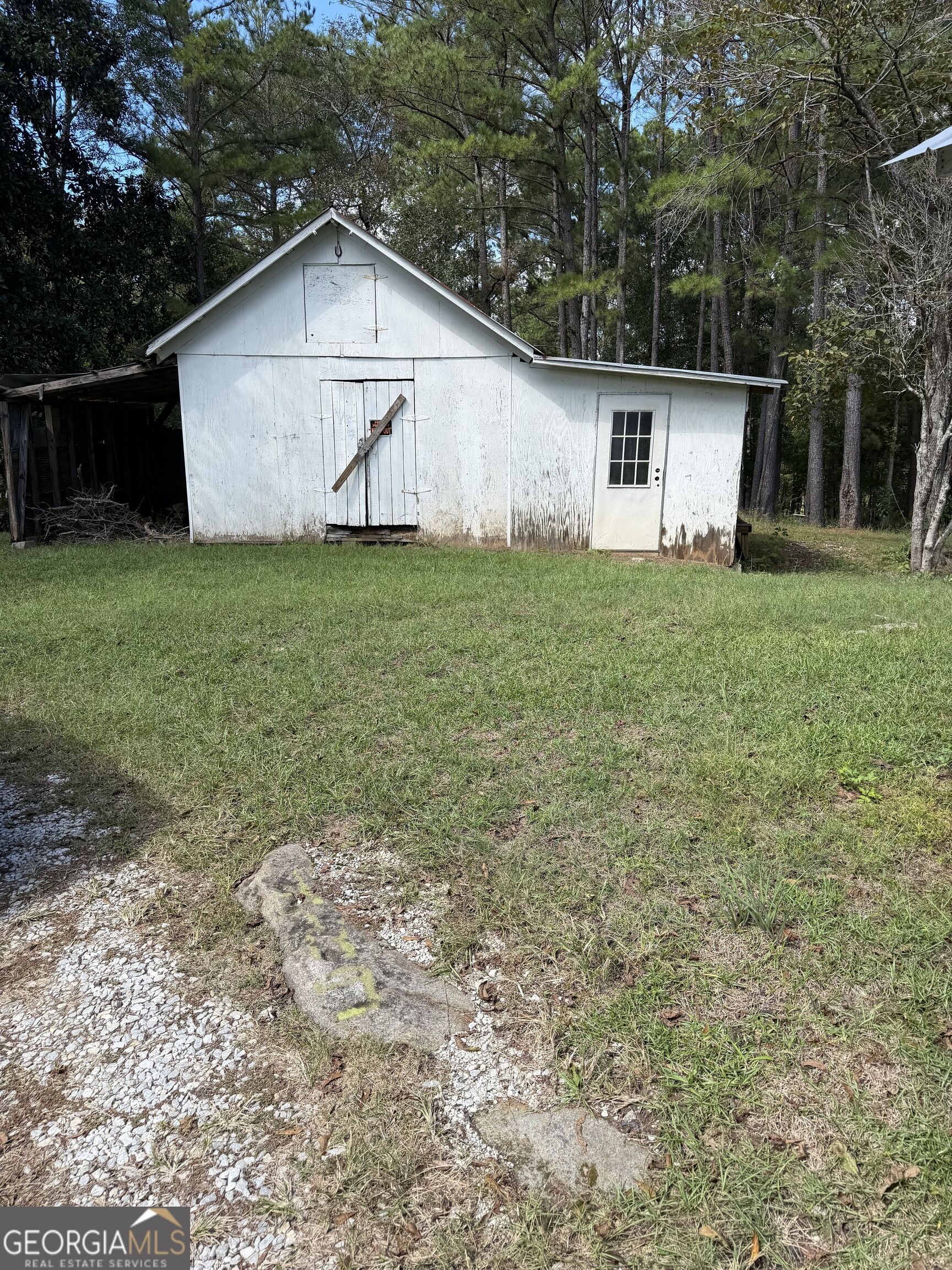 1418 Hopewell Property Photo 4