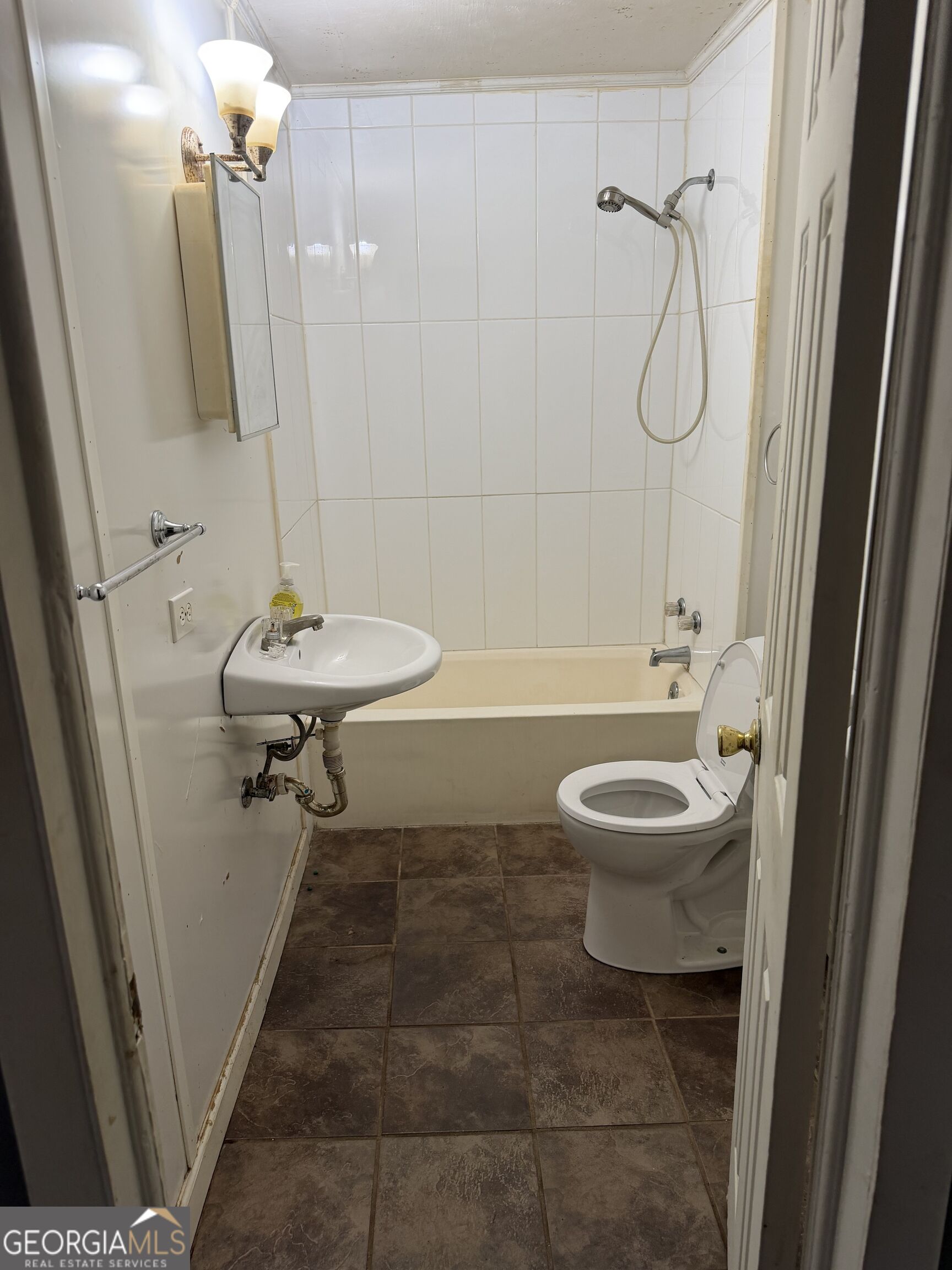 1418 Hopewell Property Photo 10