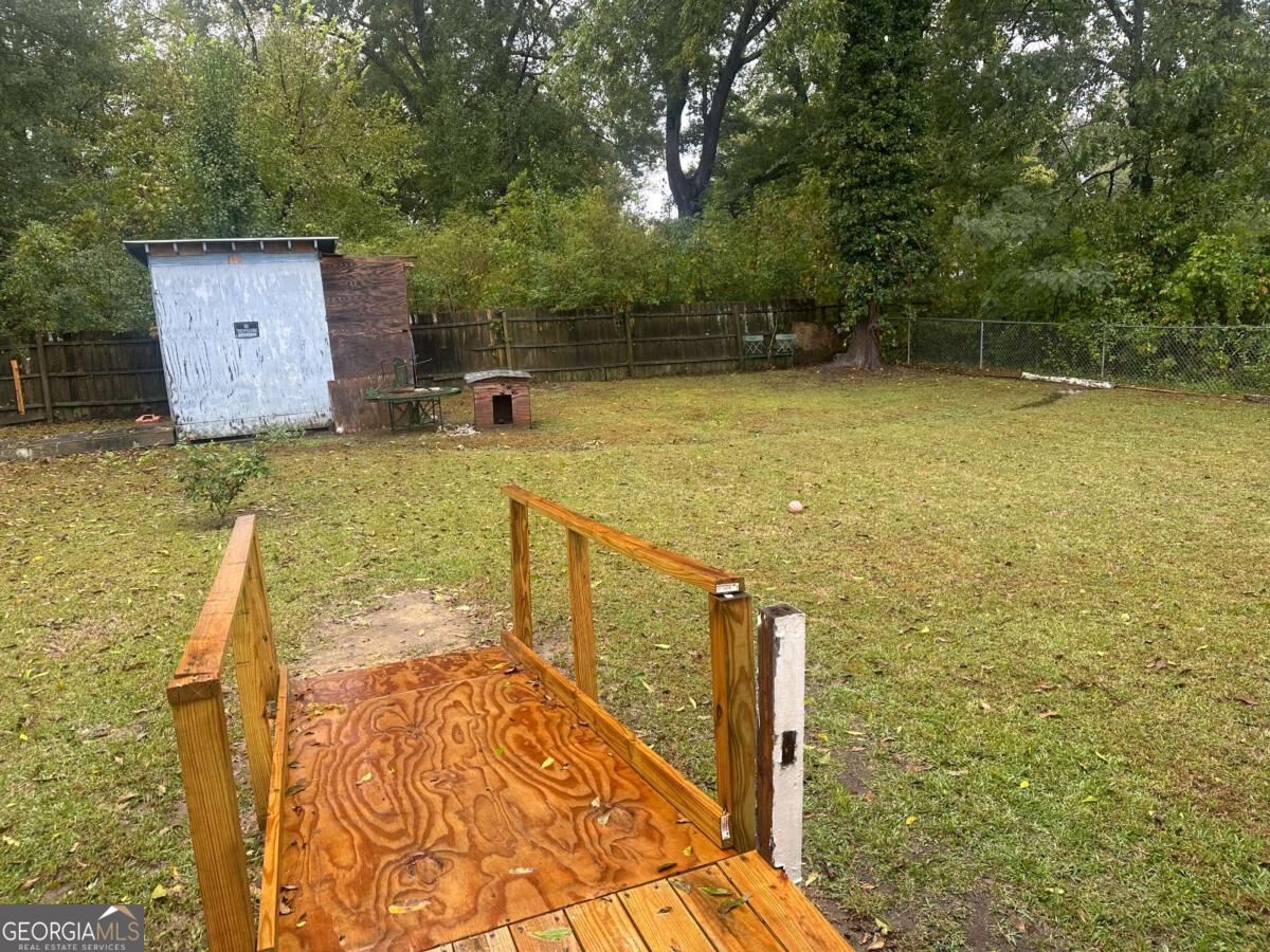 105 Grover Street Sw Property Photo 3