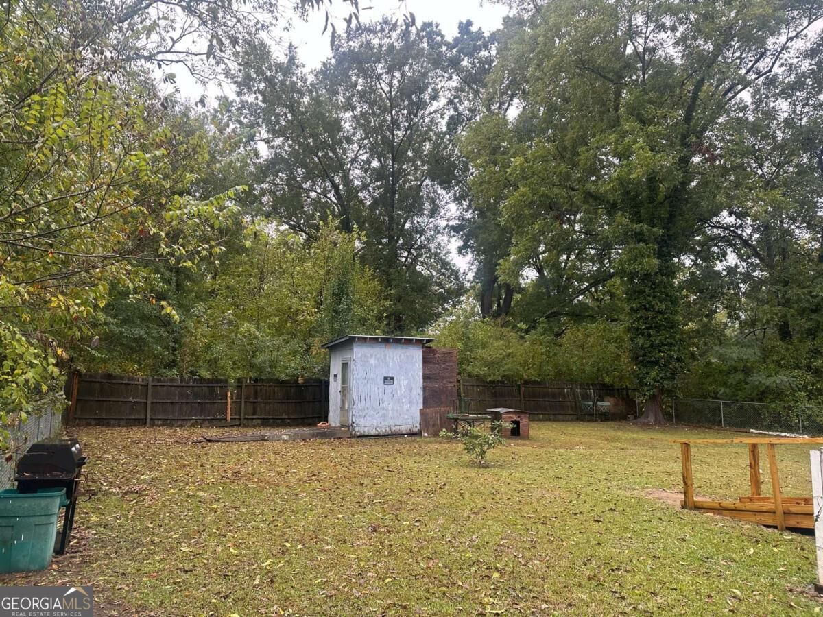 105 Grover Street Sw Property Photo 4
