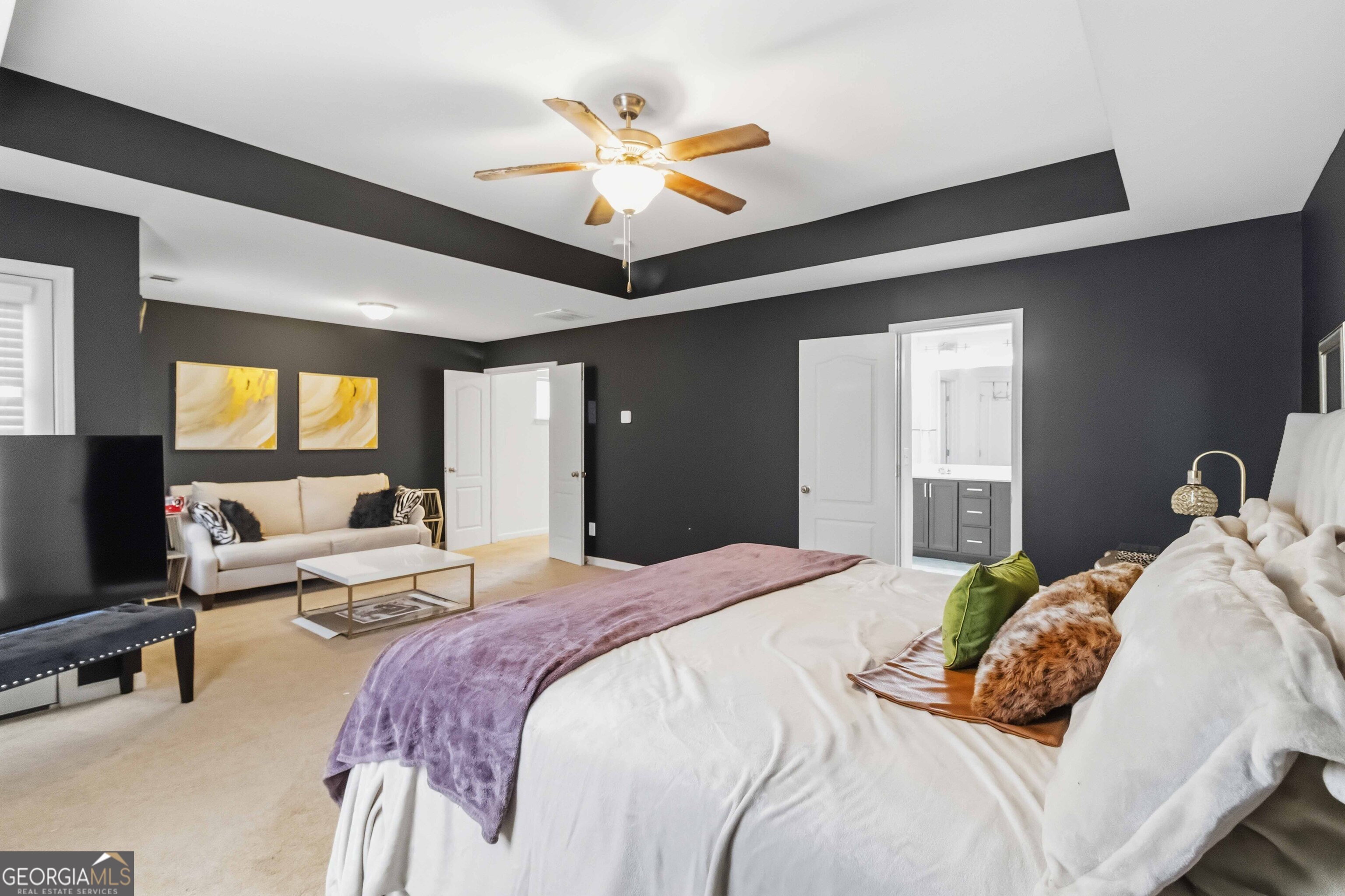5708 Radford Loop Property Photo 10