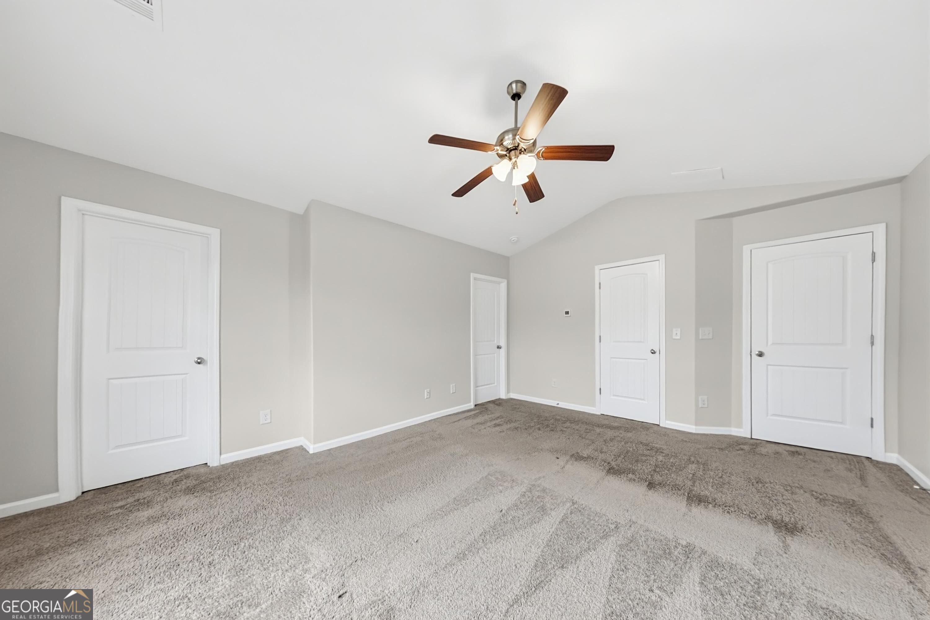 236 Leland Lane Property Photo 11