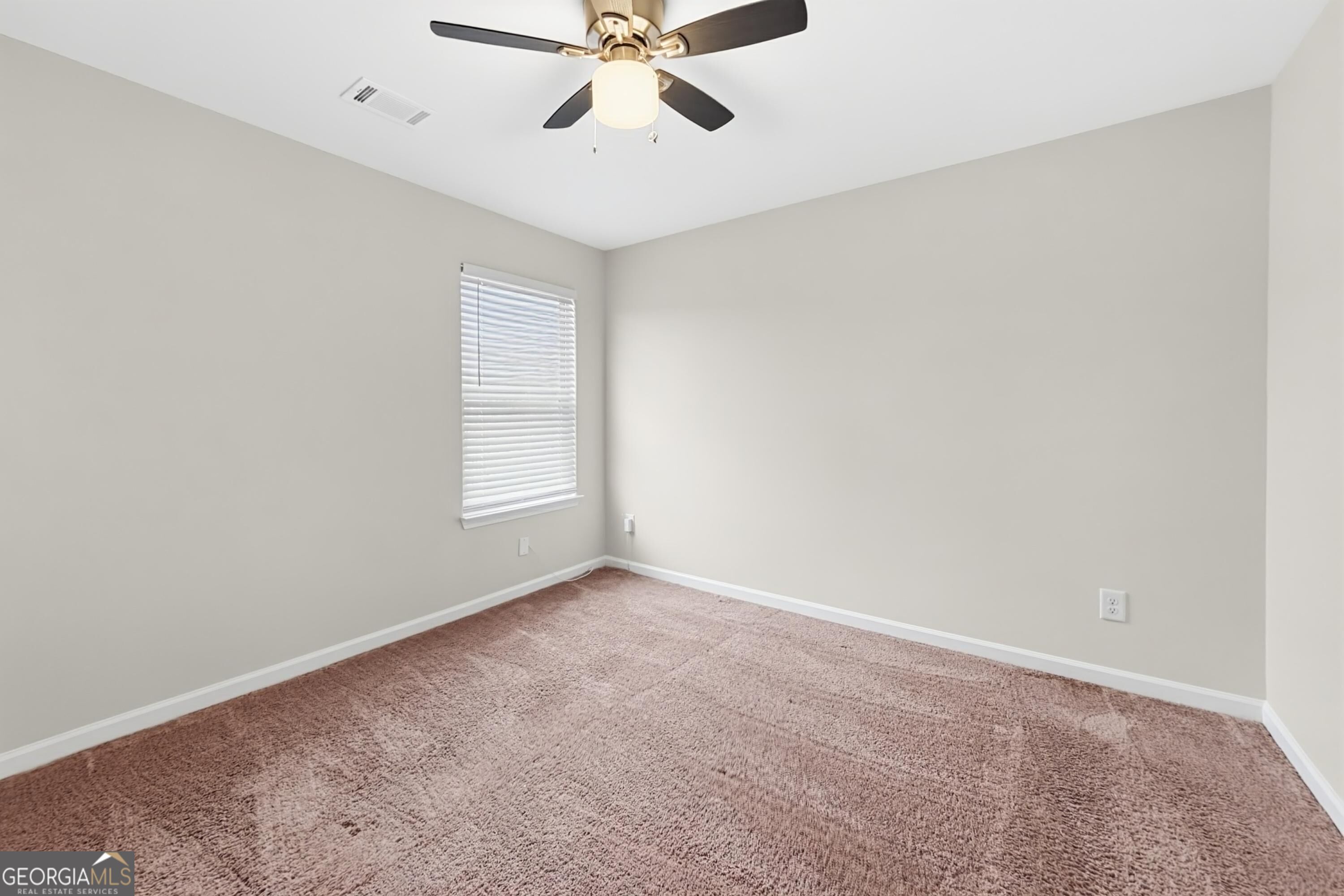 236 Leland Lane Property Photo 15
