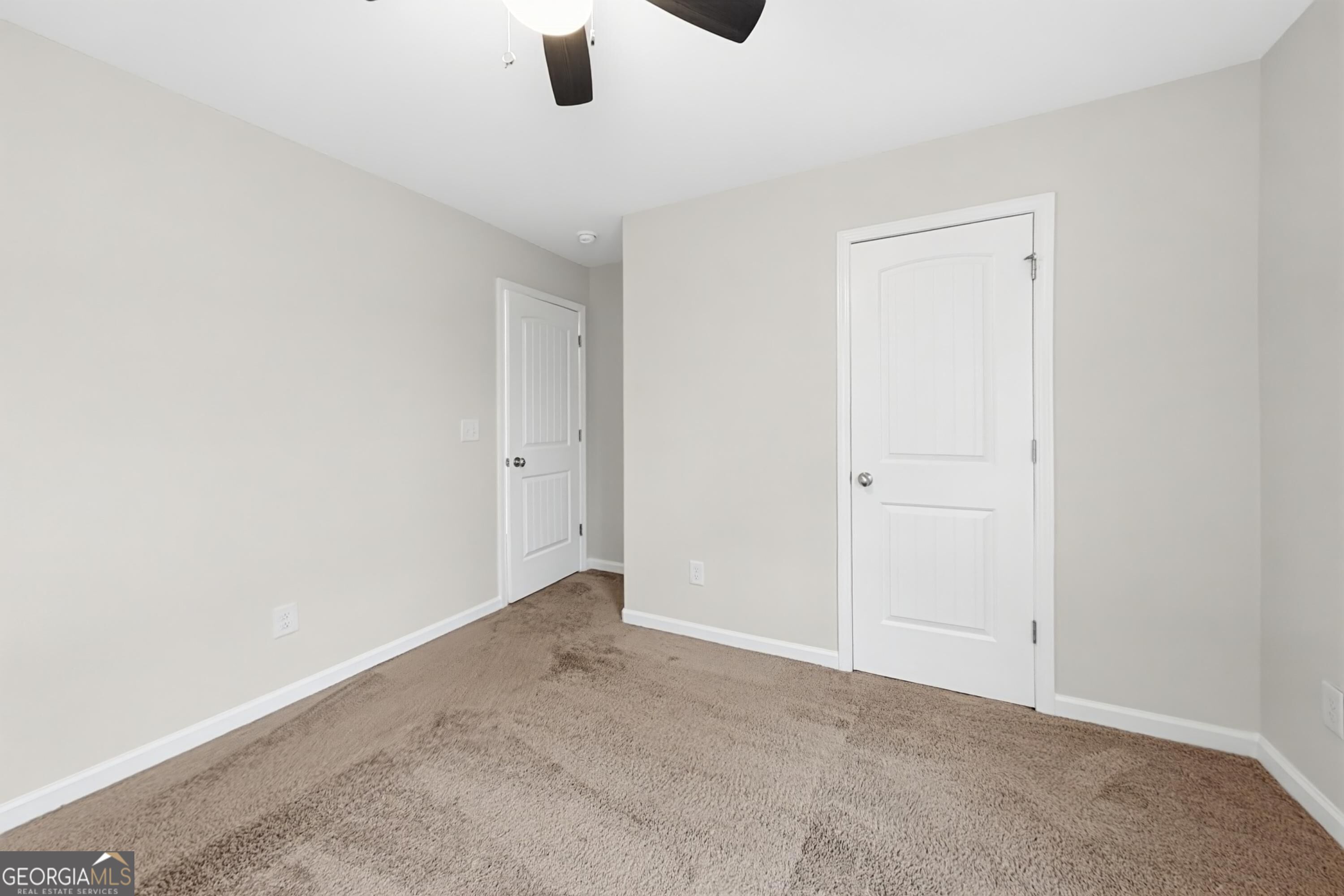 236 Leland Lane Property Photo 16