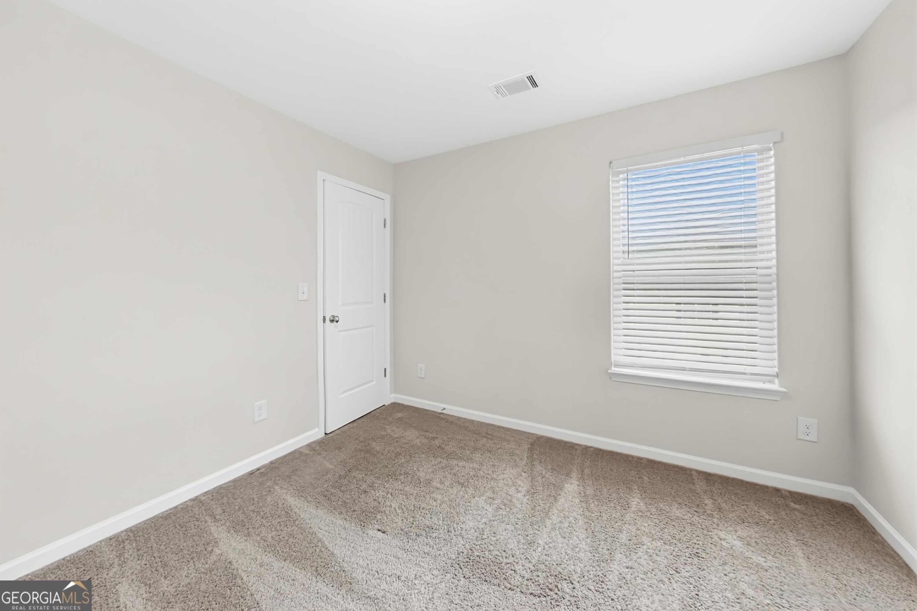 236 Leland Lane Property Photo 18
