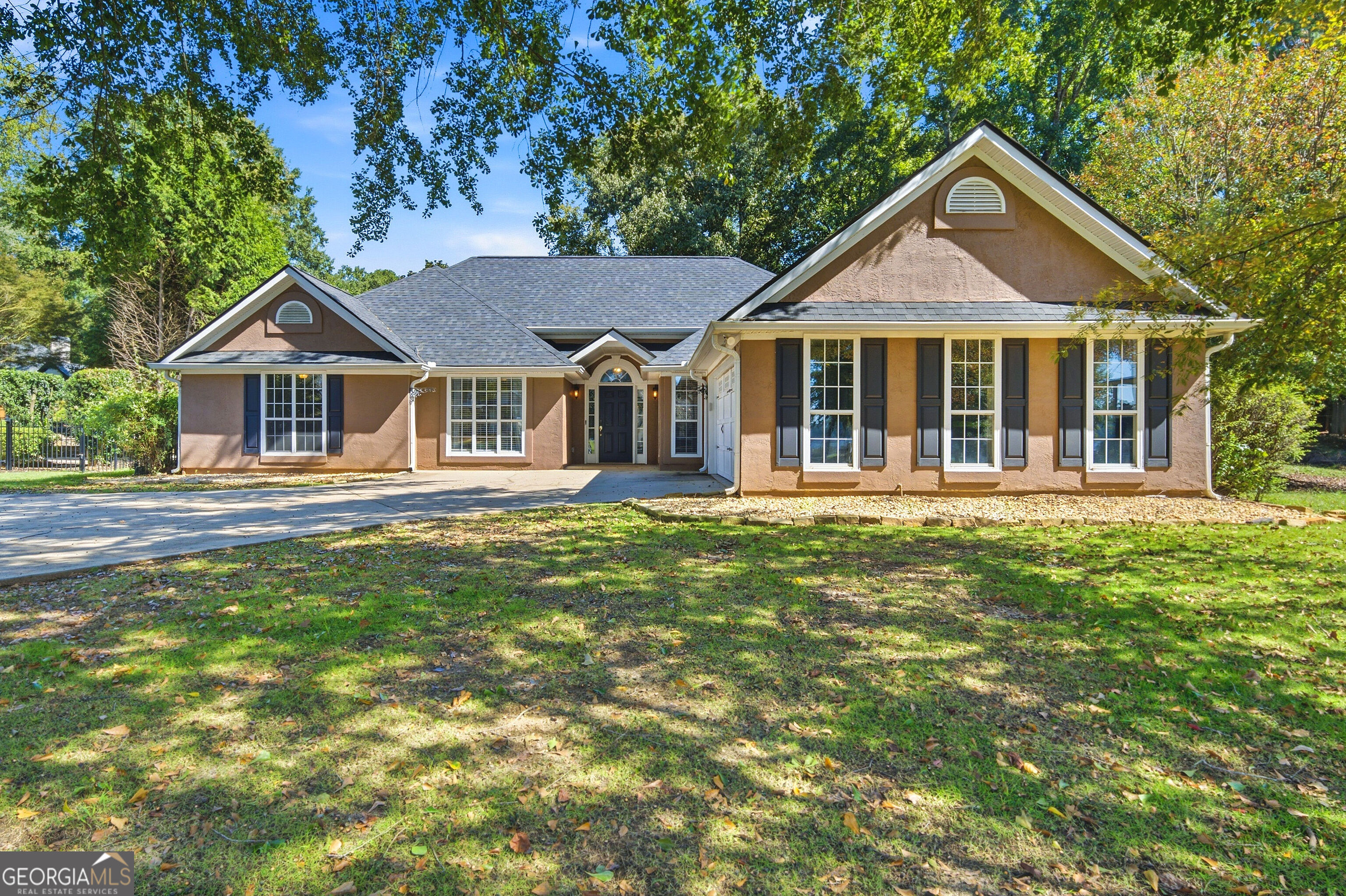 404 Cimaron Park Property Photo 1