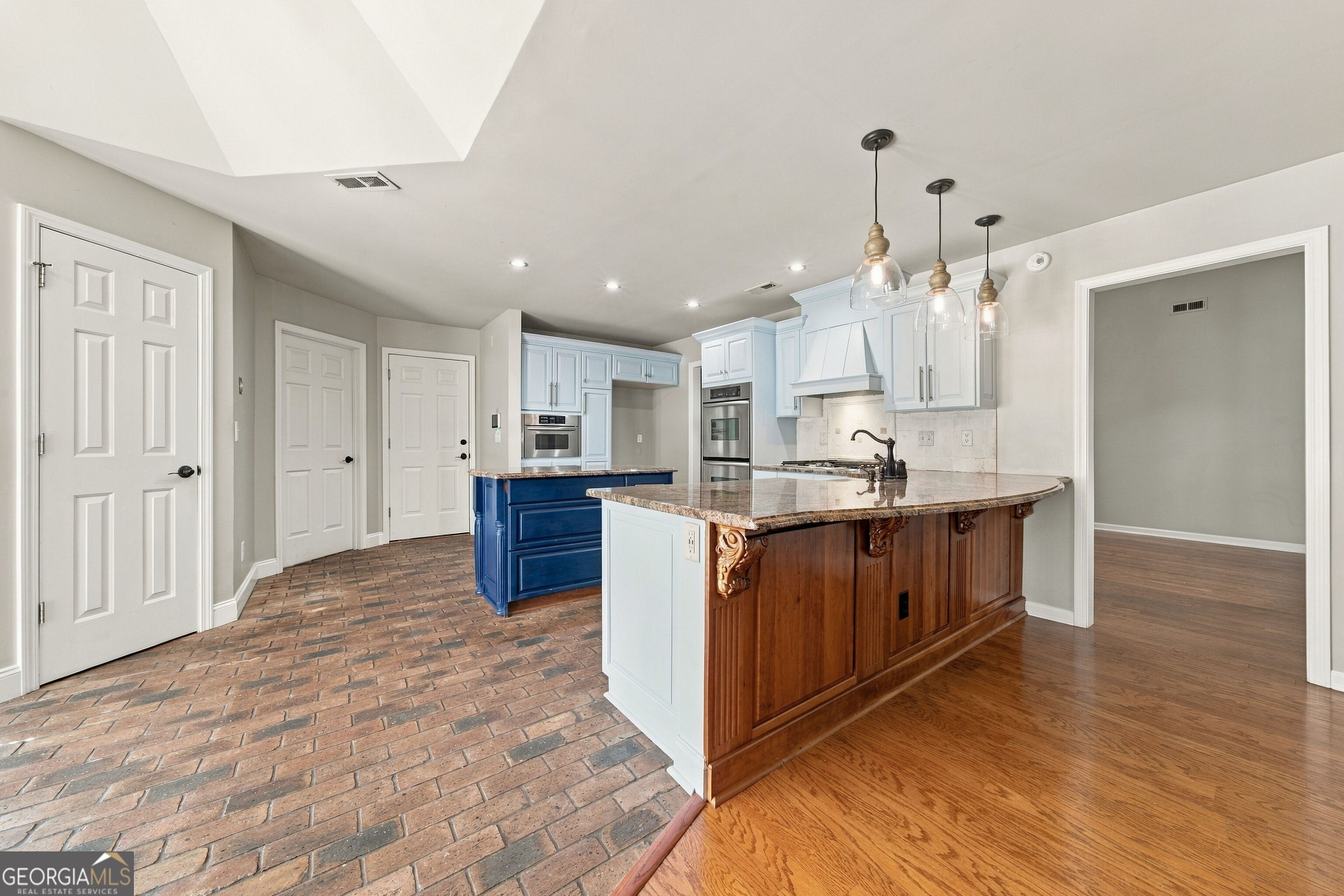 404 Cimaron Park Property Photo 13