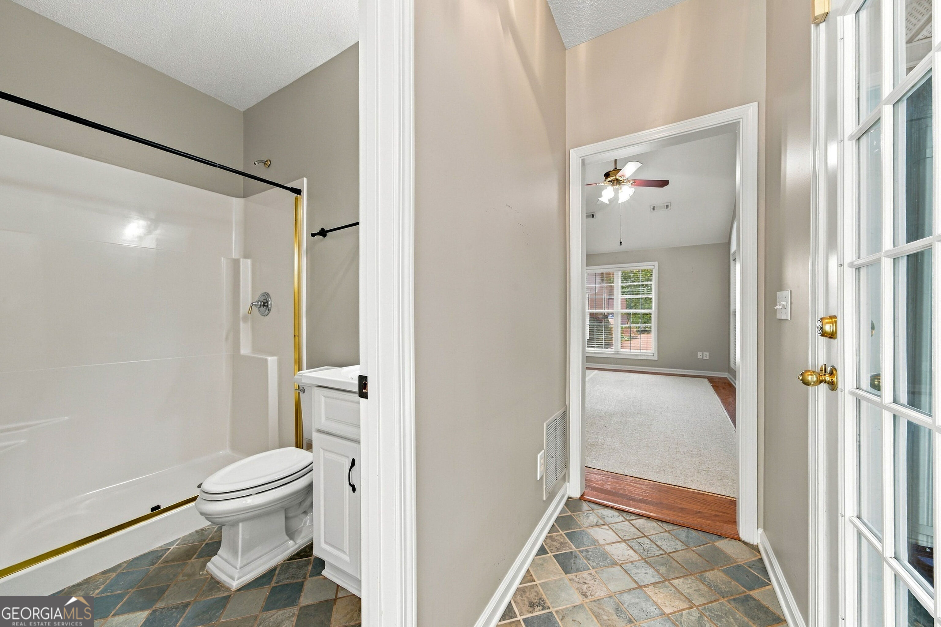404 Cimaron Park Property Photo 24