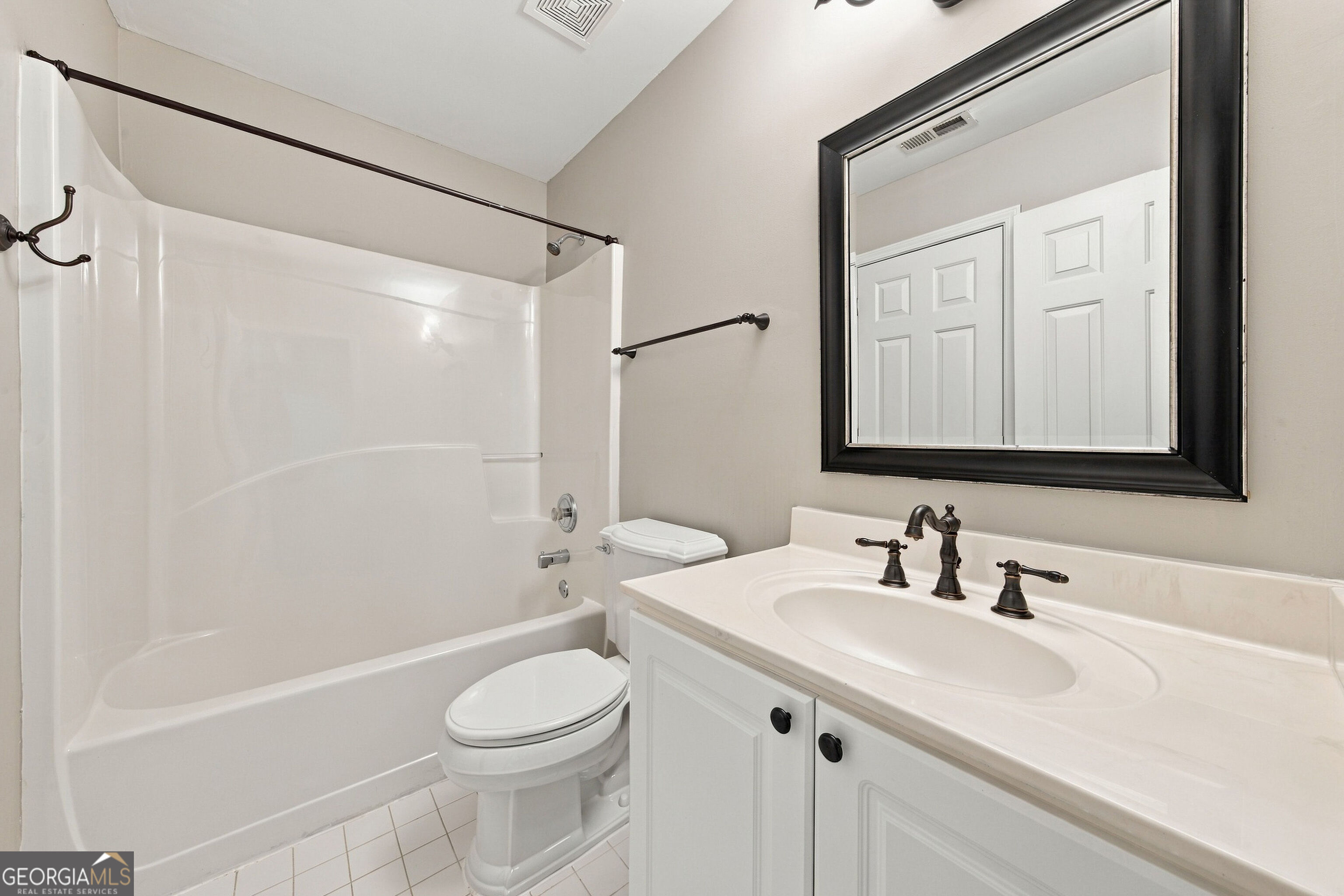 404 Cimaron Park Property Photo 36