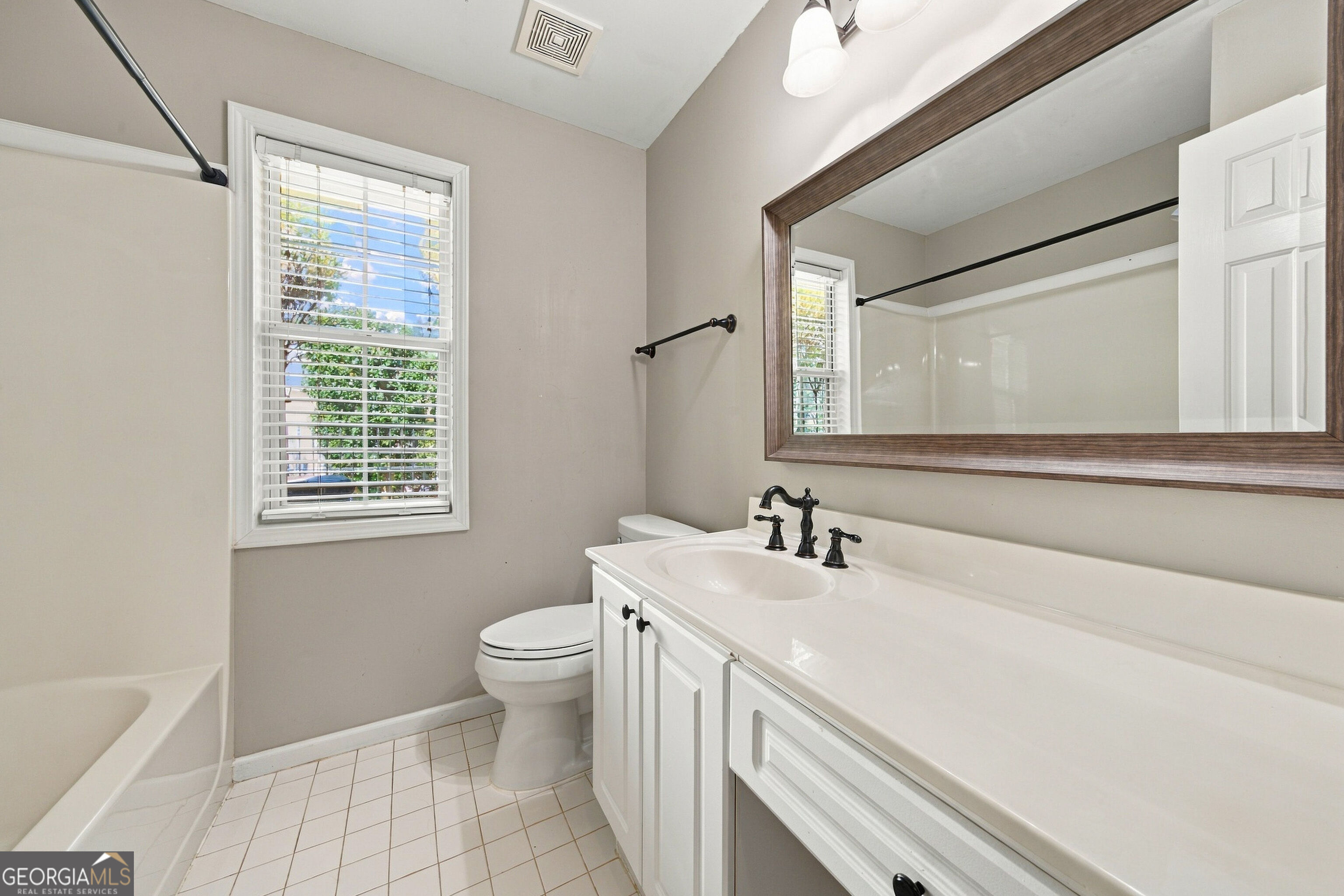 404 Cimaron Park Property Photo 38