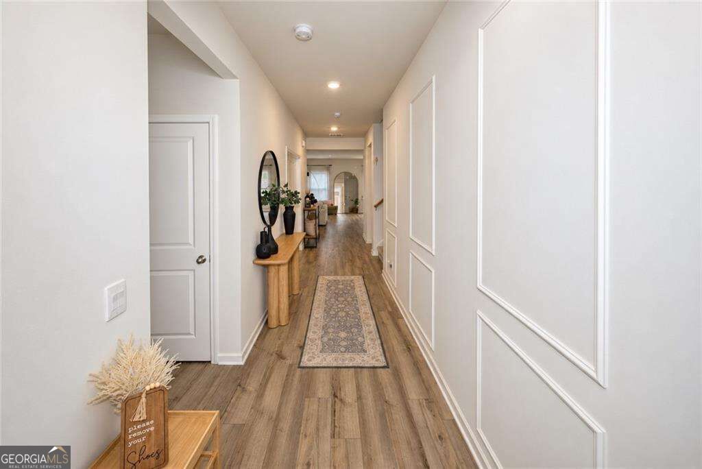 6926 Newcastle Court Property Photo 3