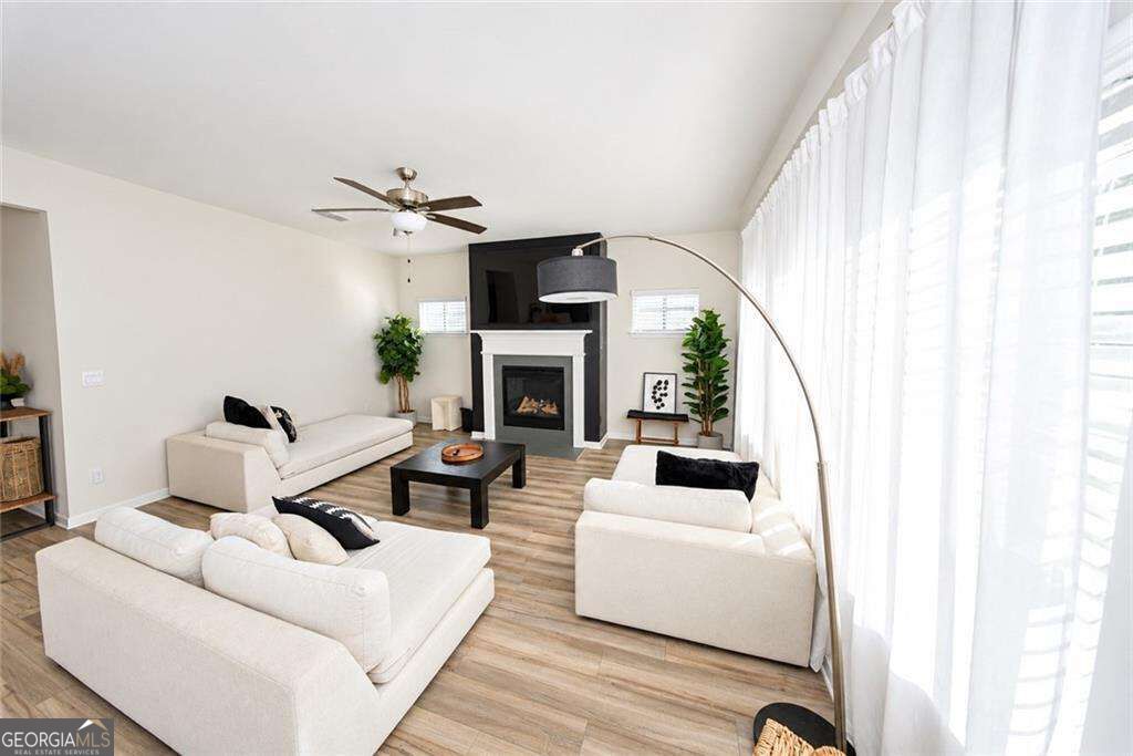 6926 Newcastle Court Property Photo 17