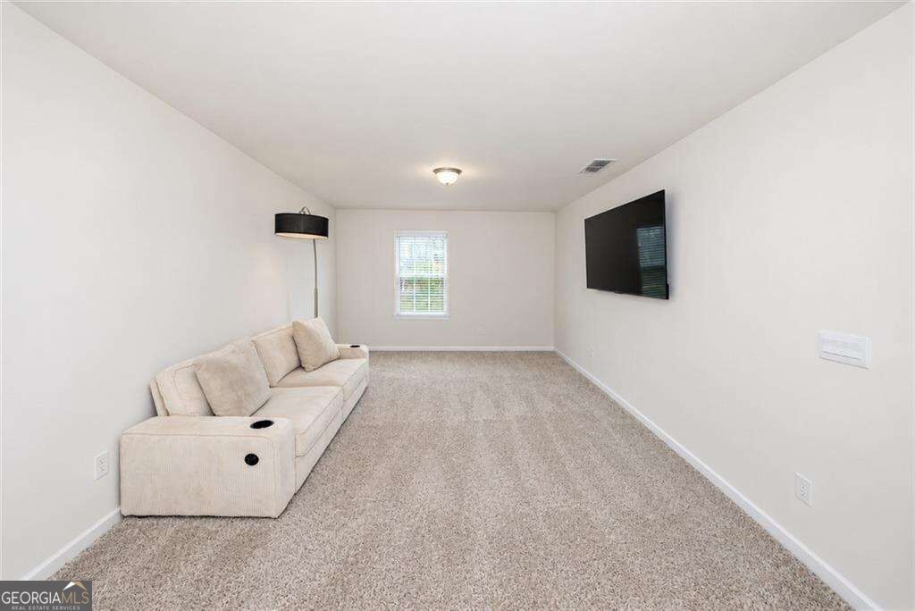 6926 Newcastle Court Property Photo 28
