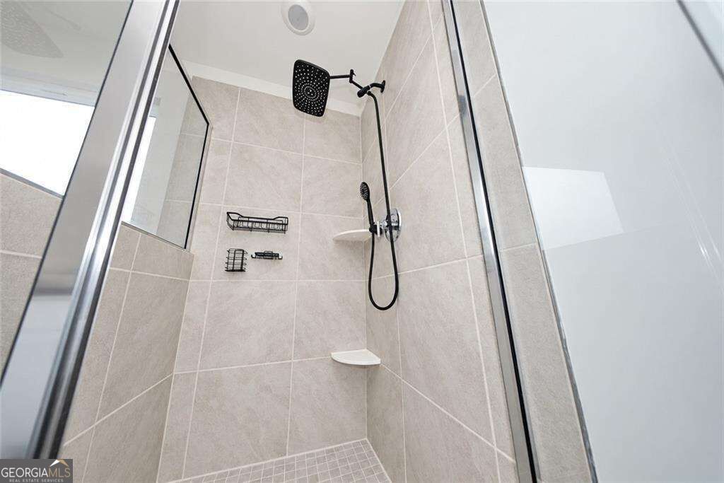 6926 Newcastle Court Property Photo 38
