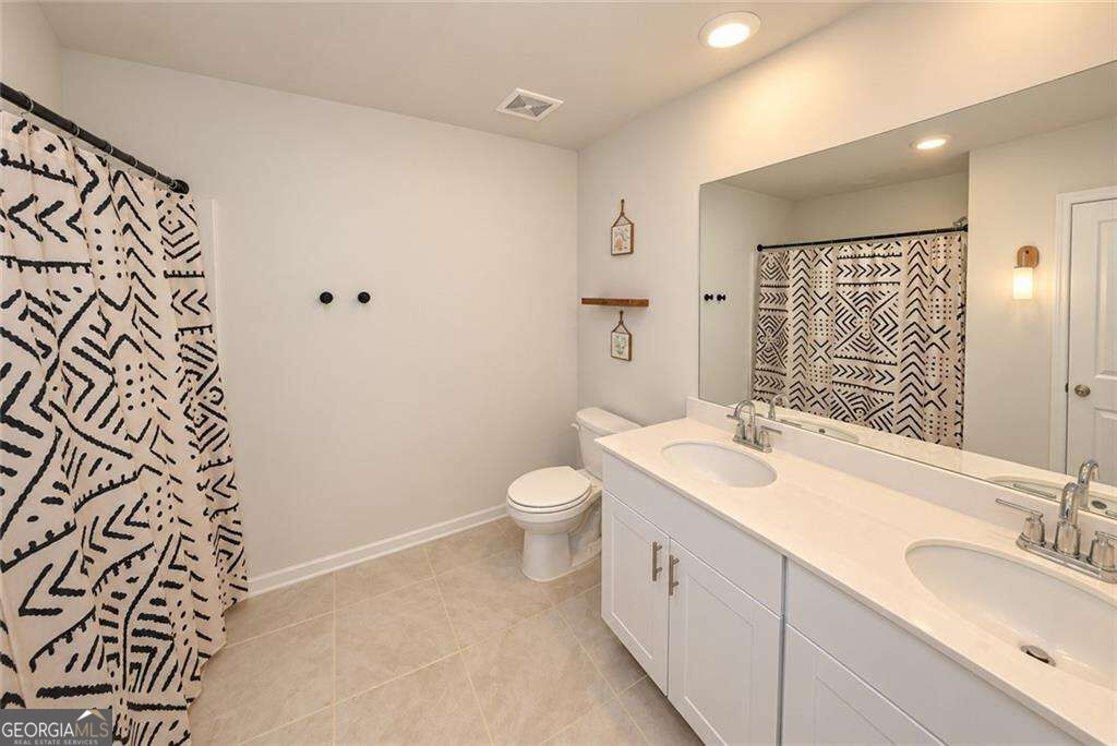 6926 Newcastle Court Property Photo 45