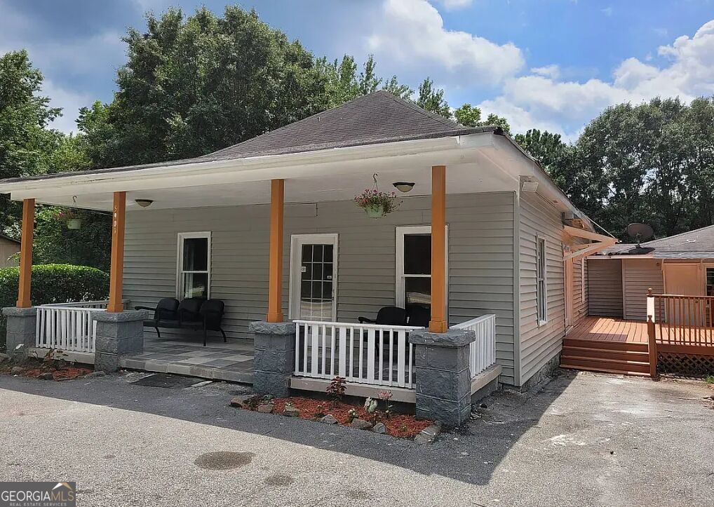 5901 Redan Road Property Photo 1
