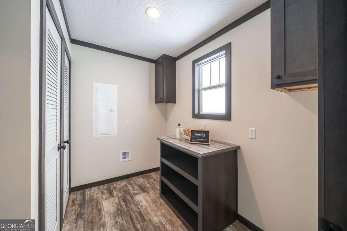 326 Thomas Street Property Photo 15