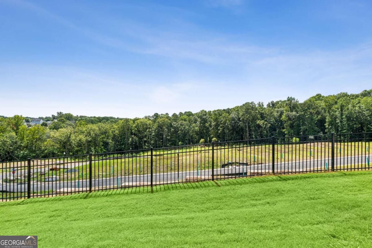 206 Redbud Road Property Photo 3
