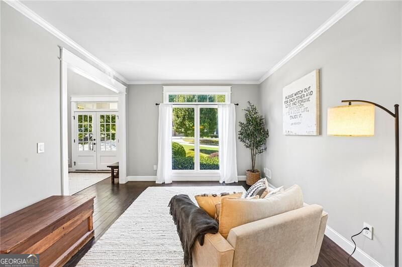 5345 Devonshire Way Property Photo 18