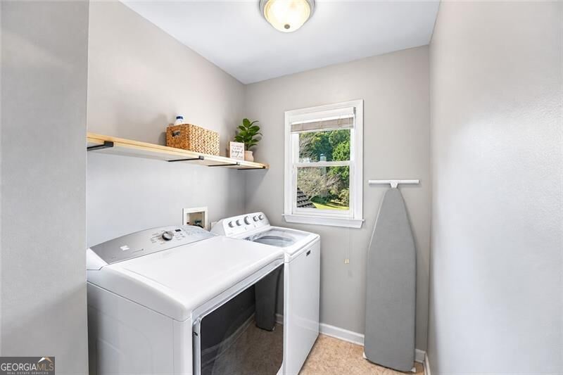 5345 Devonshire Way Property Photo 36