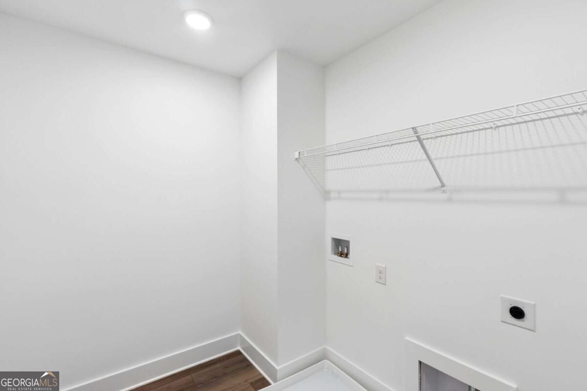 202 Redbud Road Property Photo 19