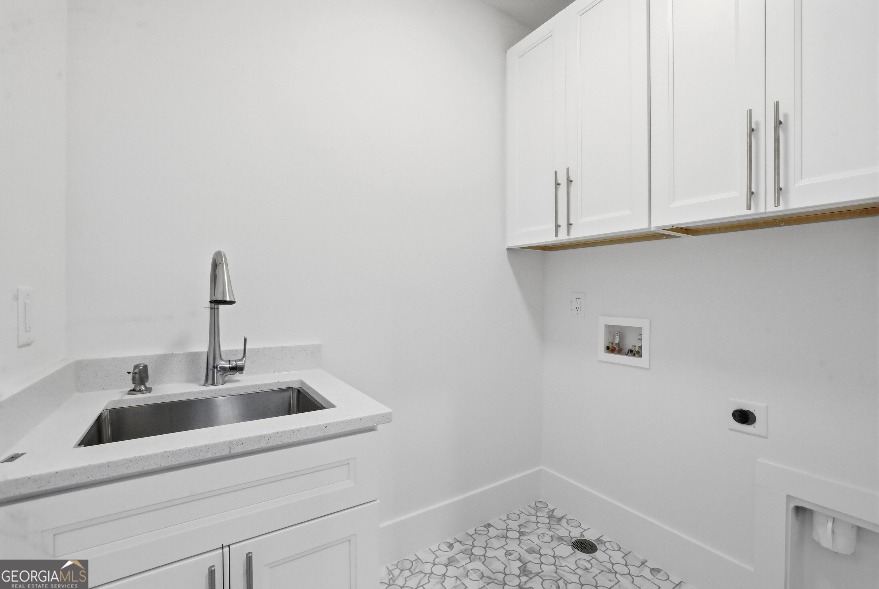 123 Russell Road Property Photo 54