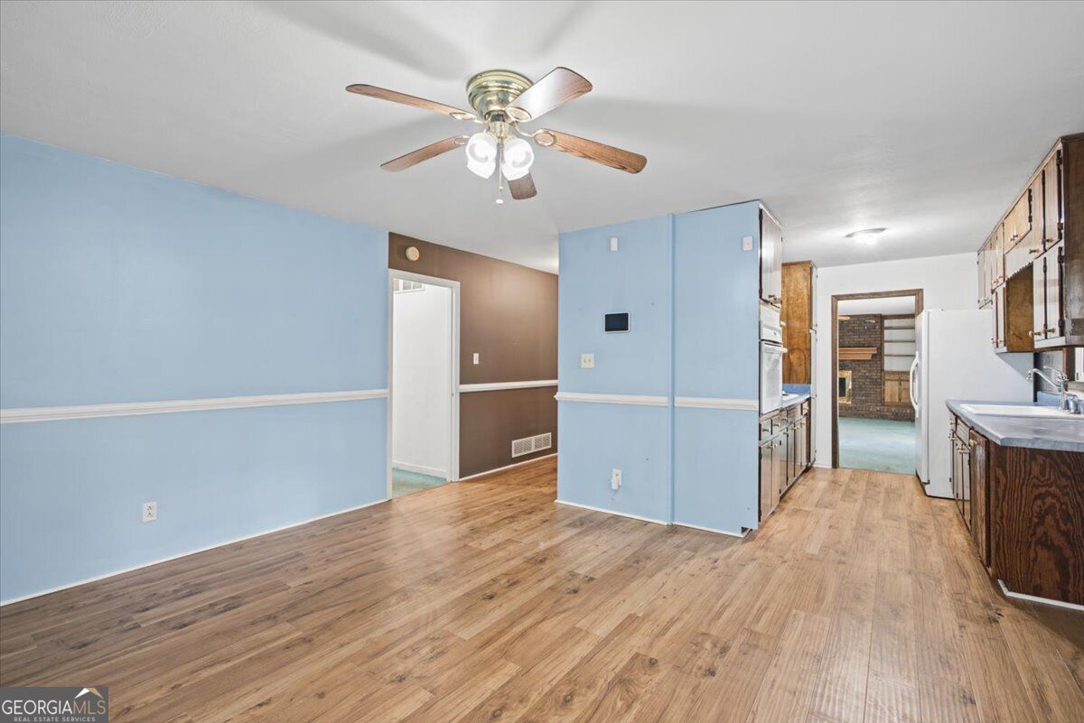 8055 Crown Way Property Photo 18