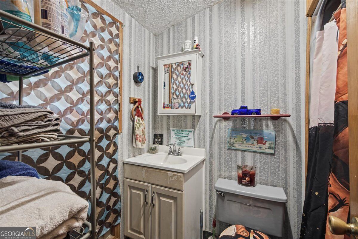 8055 Crown Way Property Photo 29
