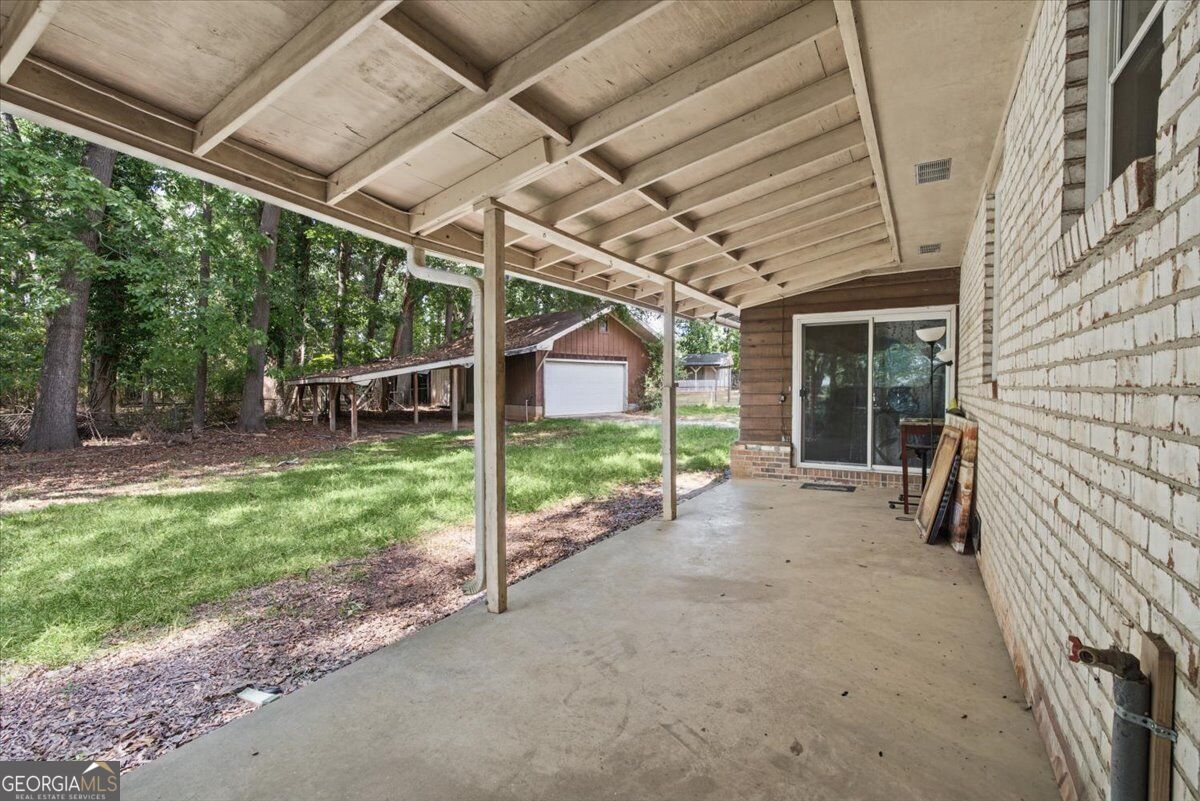 8055 Crown Way Property Photo 33